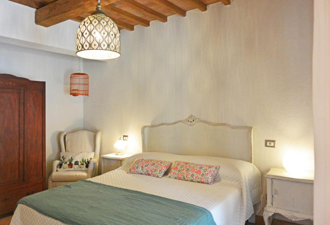 Agriturismo Podere Il Sorbo 캄파냐티코 외부 사진