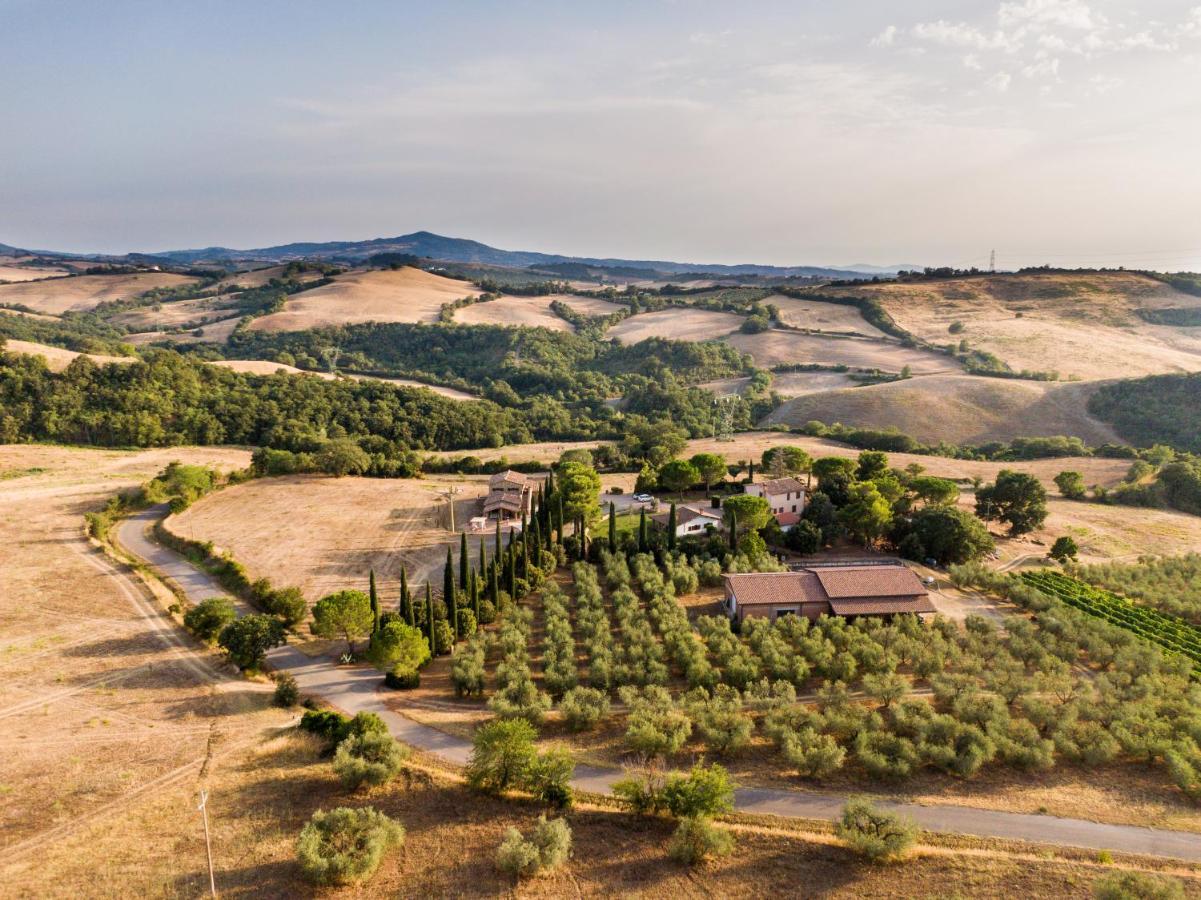Agriturismo Podere Il Sorbo 캄파냐티코 외부 사진