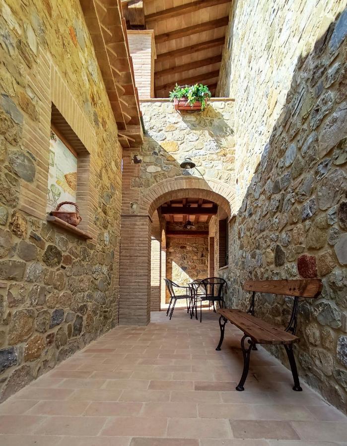 Agriturismo Podere Il Sorbo 캄파냐티코 외부 사진